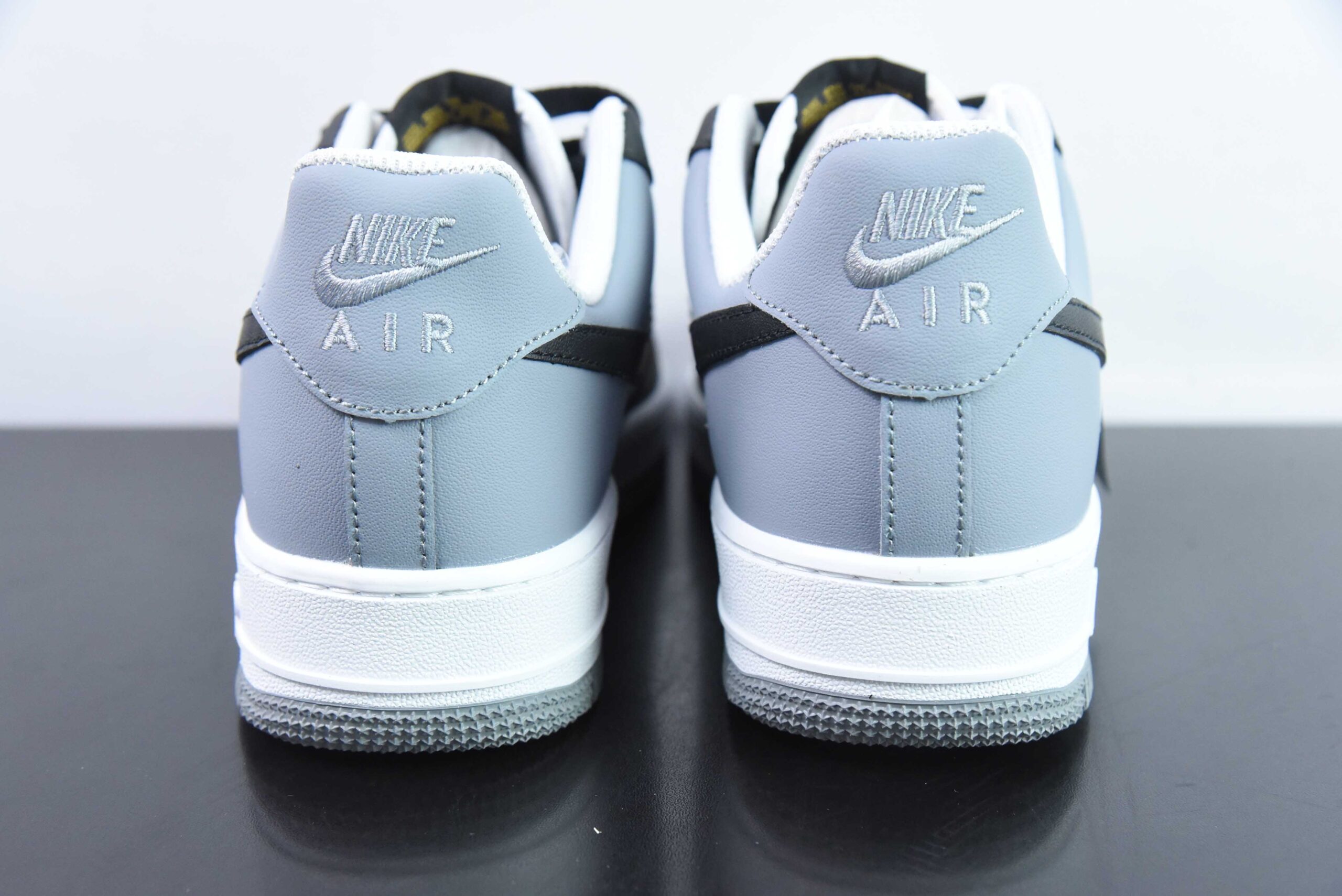 耐克Nike Air Force 1 AF1黑白灰空军一号低帮休闲板鞋纯原版本 货号：FB7162-081