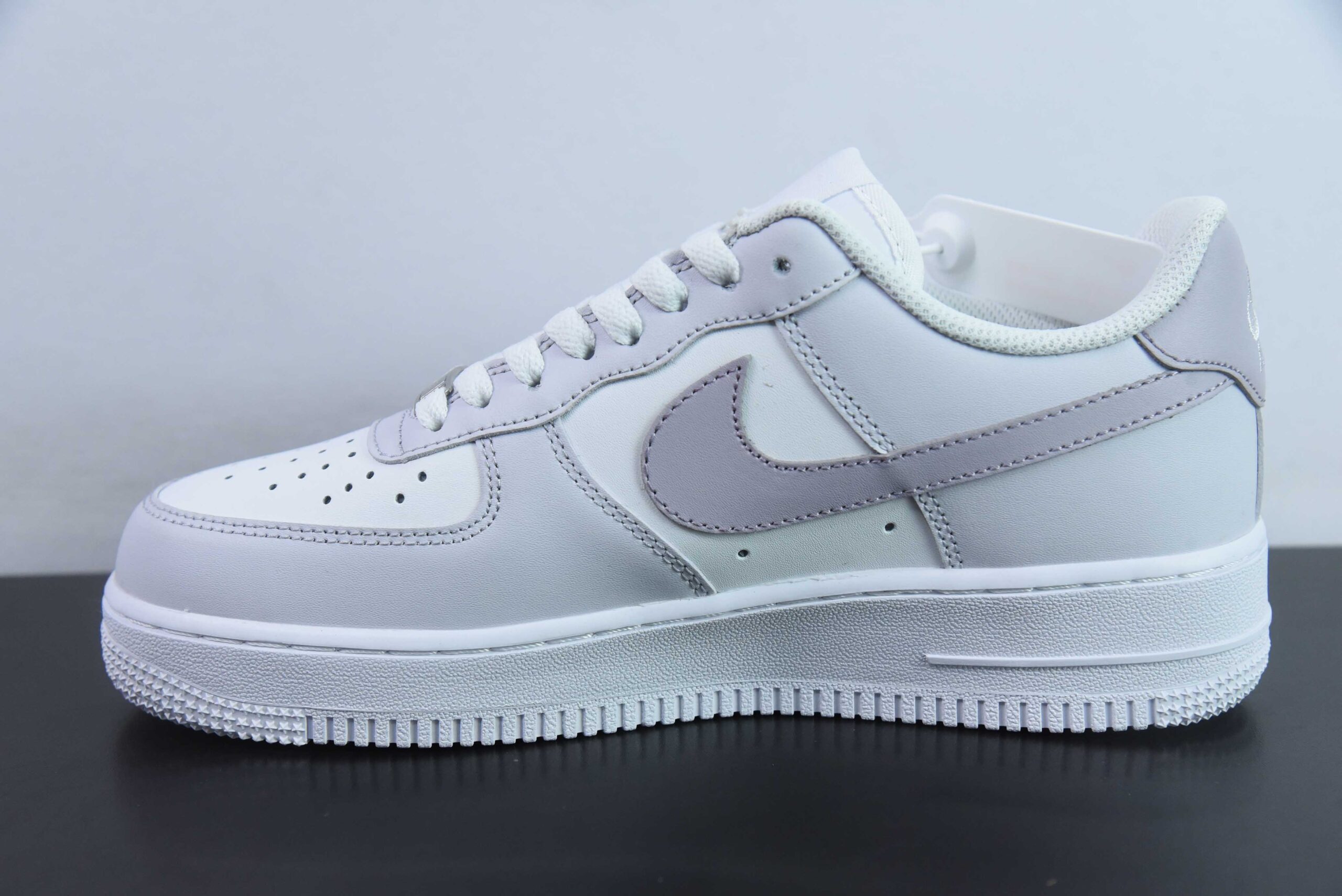 耐克Nike Air Force 1´07 Low 白紫空军一号低帮百搭休闲运动板鞋纯原版本 货号：DY8899-004 