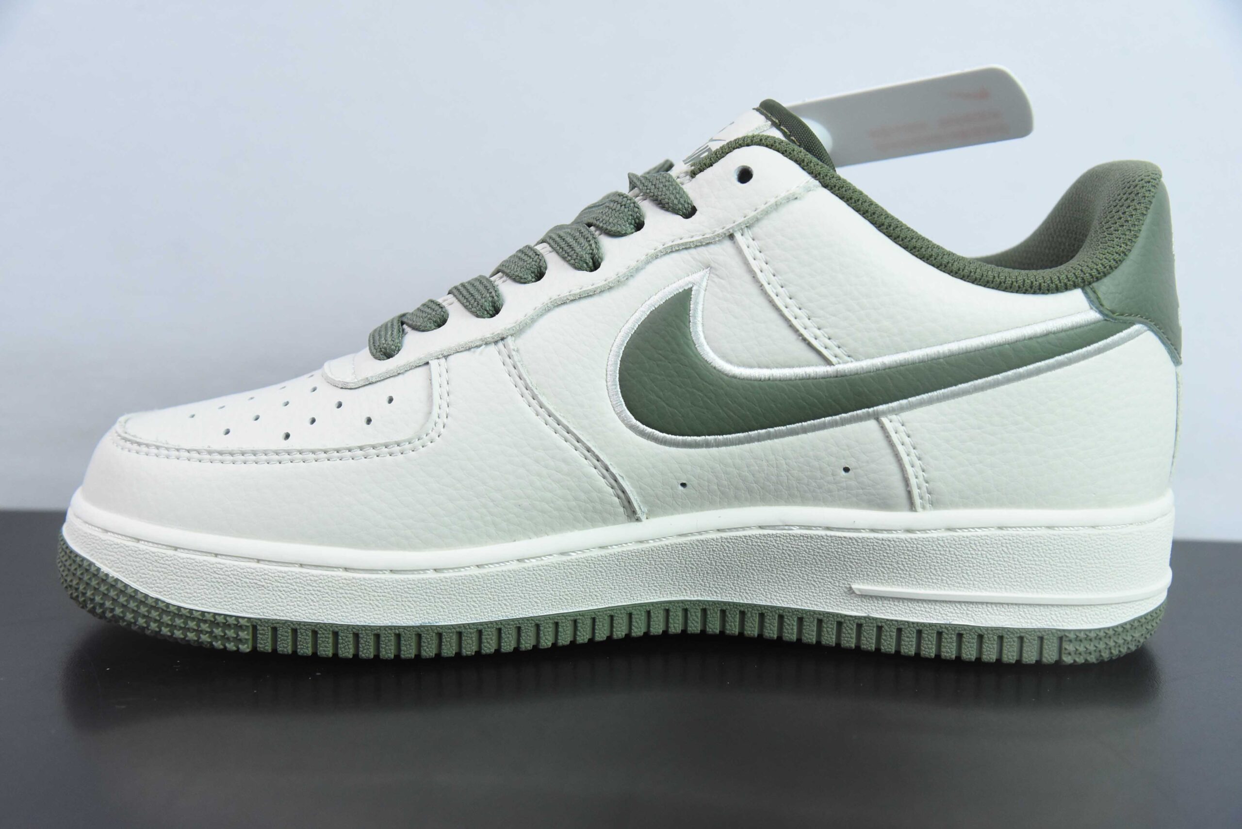 耐克Nike NOCTA x Air Force 1 Low 米白墨绿空军一号低帮休闲板鞋纯原版本 货号：N00224-027