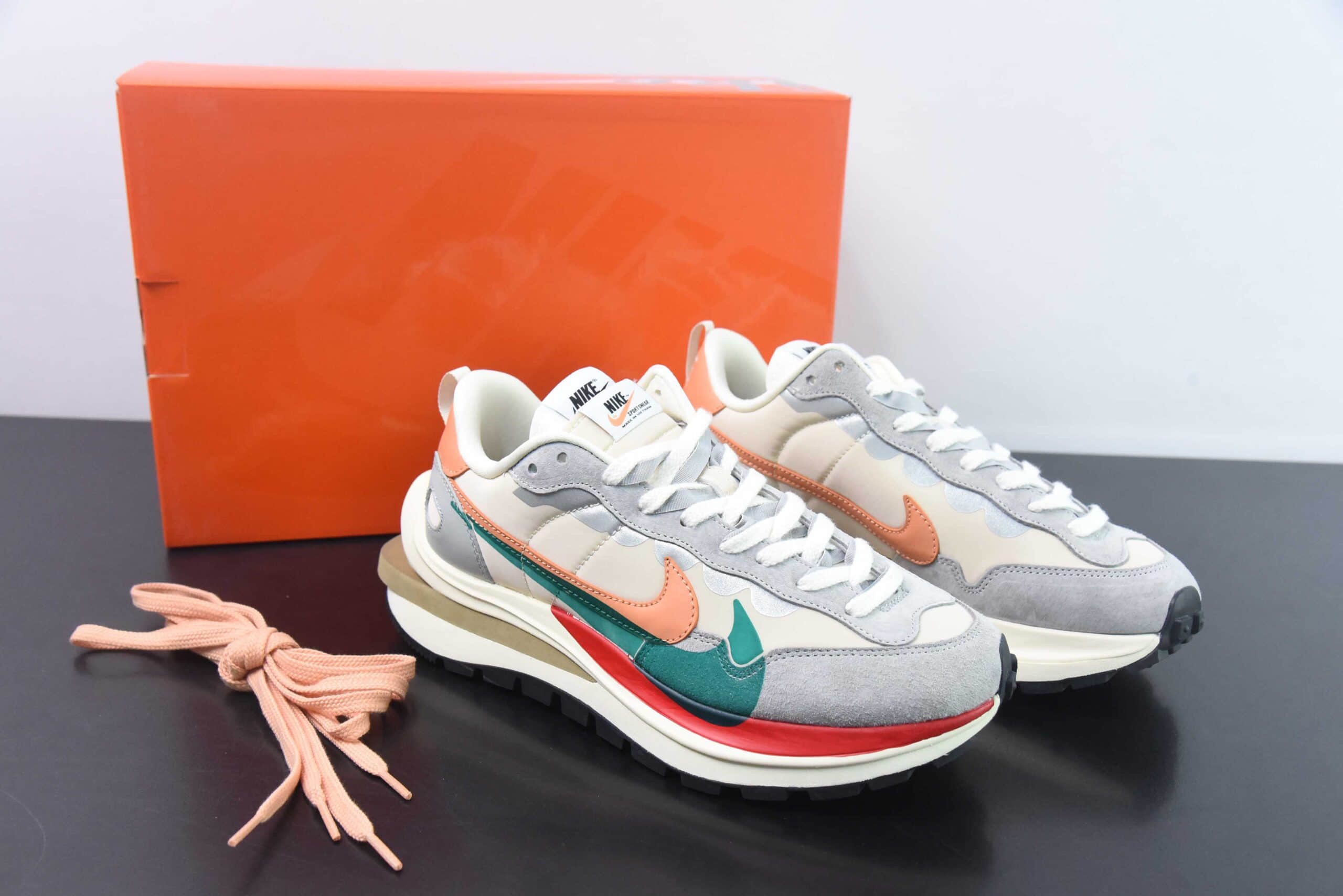 耐克Nike Sacai x VaporWaffle sacai 3.0 米桔色重磅联名华夫低帮运动休闲走秀鞋纯原版本 货号：DD1875-107