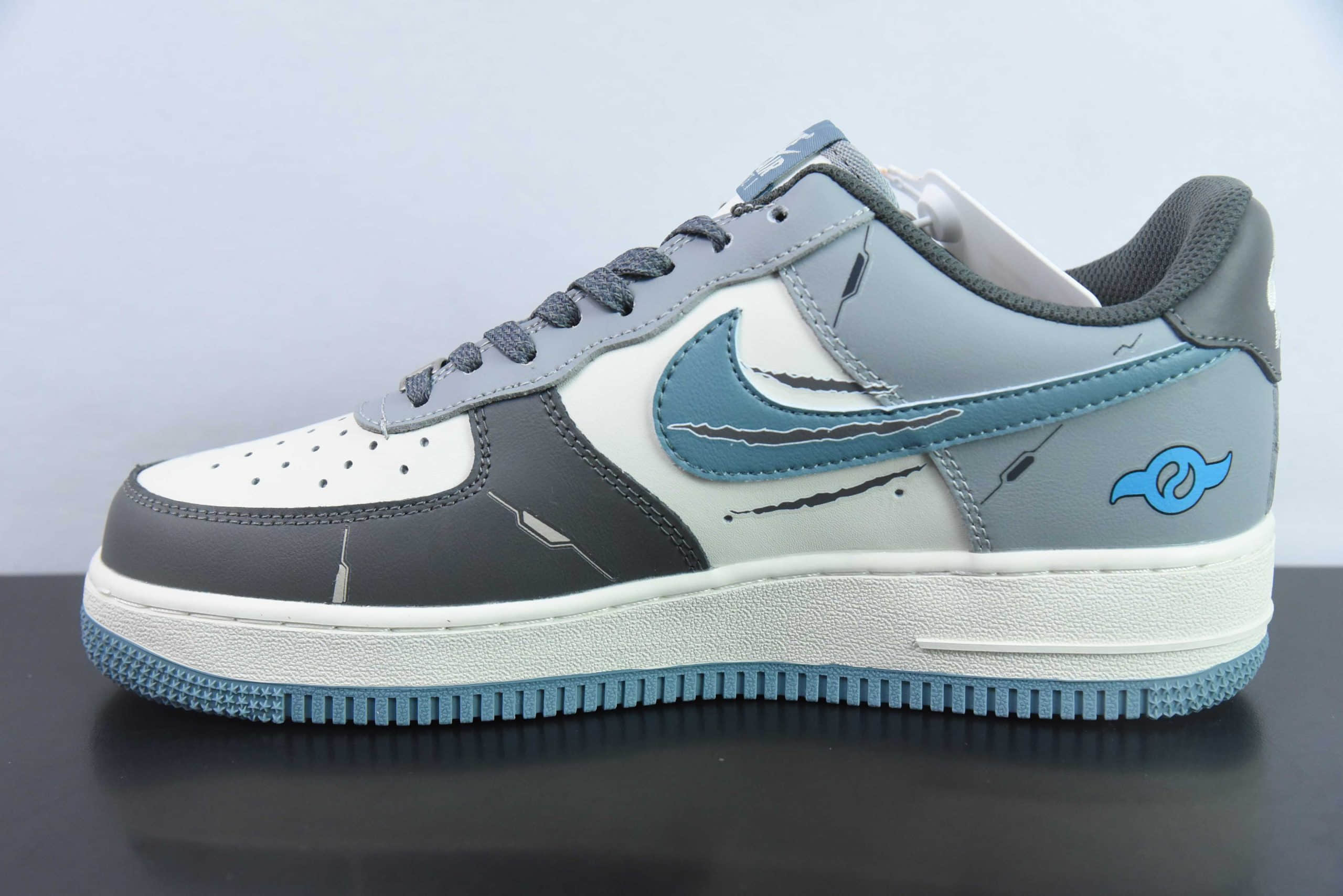 耐克Nike Air Force 1'07 Low Galuru 数码宝贝主题空军一号低帮休闲板鞋纯原版本 货号：CJ0304-310 