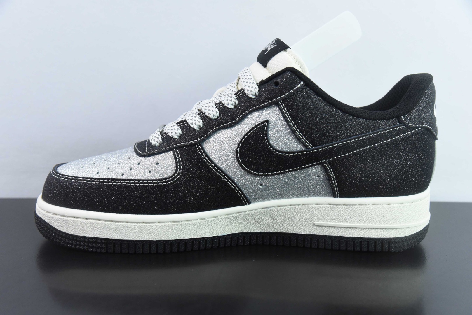 耐克Nike Air Force 1 AF1黑银闪钻斯图西刺绣空军一号低帮休闲板鞋纯原版本 货号：XZ1968-518