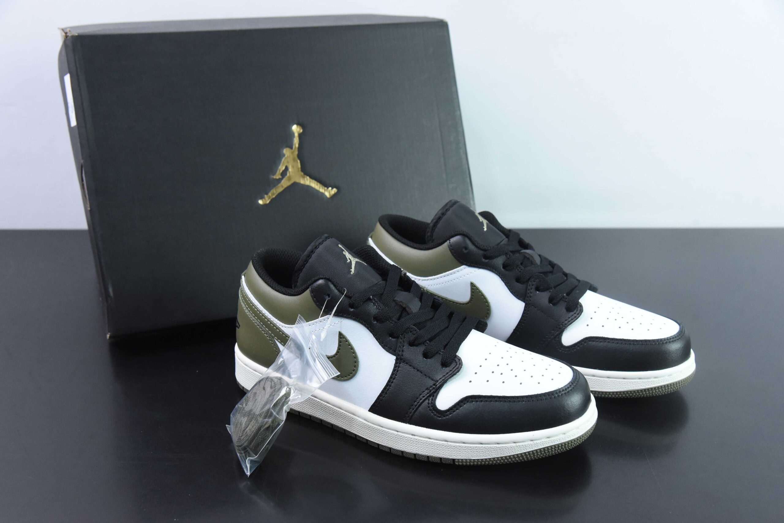 乔丹Air Jordan 1 Low Method of Make AJ1 乔1黑白绿低帮文化休闲运动板鞋纯原版本 货号：553558-092