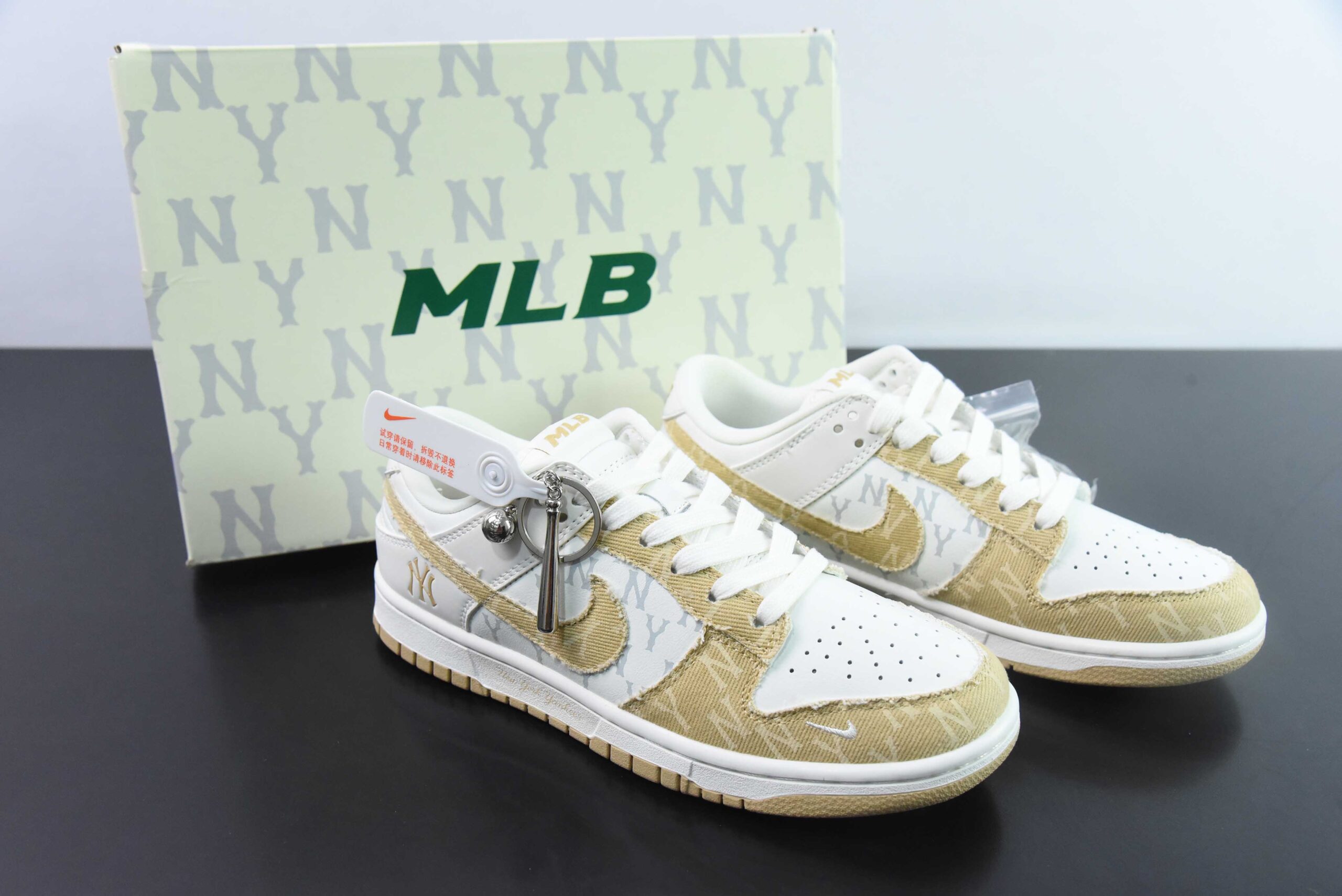 耐克Nike SB Dunk Low“MLB联名黄牛仔” 周年高端定制SB低帮休闲板鞋纯原版本 货号：DQ1098-346