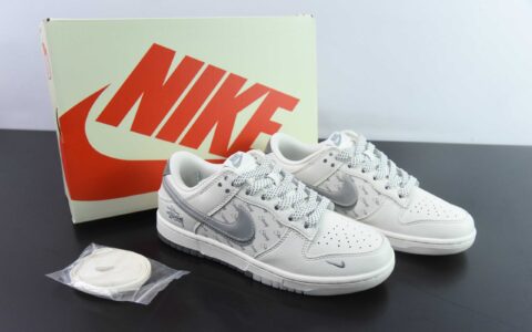 耐克Nike SB Dunk Low 斯图西联名白灰双勾周年高端定制SB低帮休闲板鞋纯原版本 货号：XX2025-206