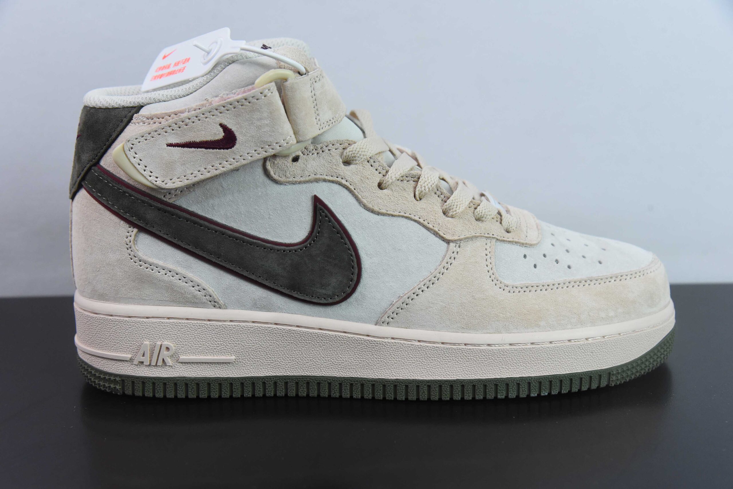 耐克Nike Air Force 1 Mid 07 路飞粉棕麂皮空军一号中帮休闲板鞋纯原版本 货号：CG9908-101