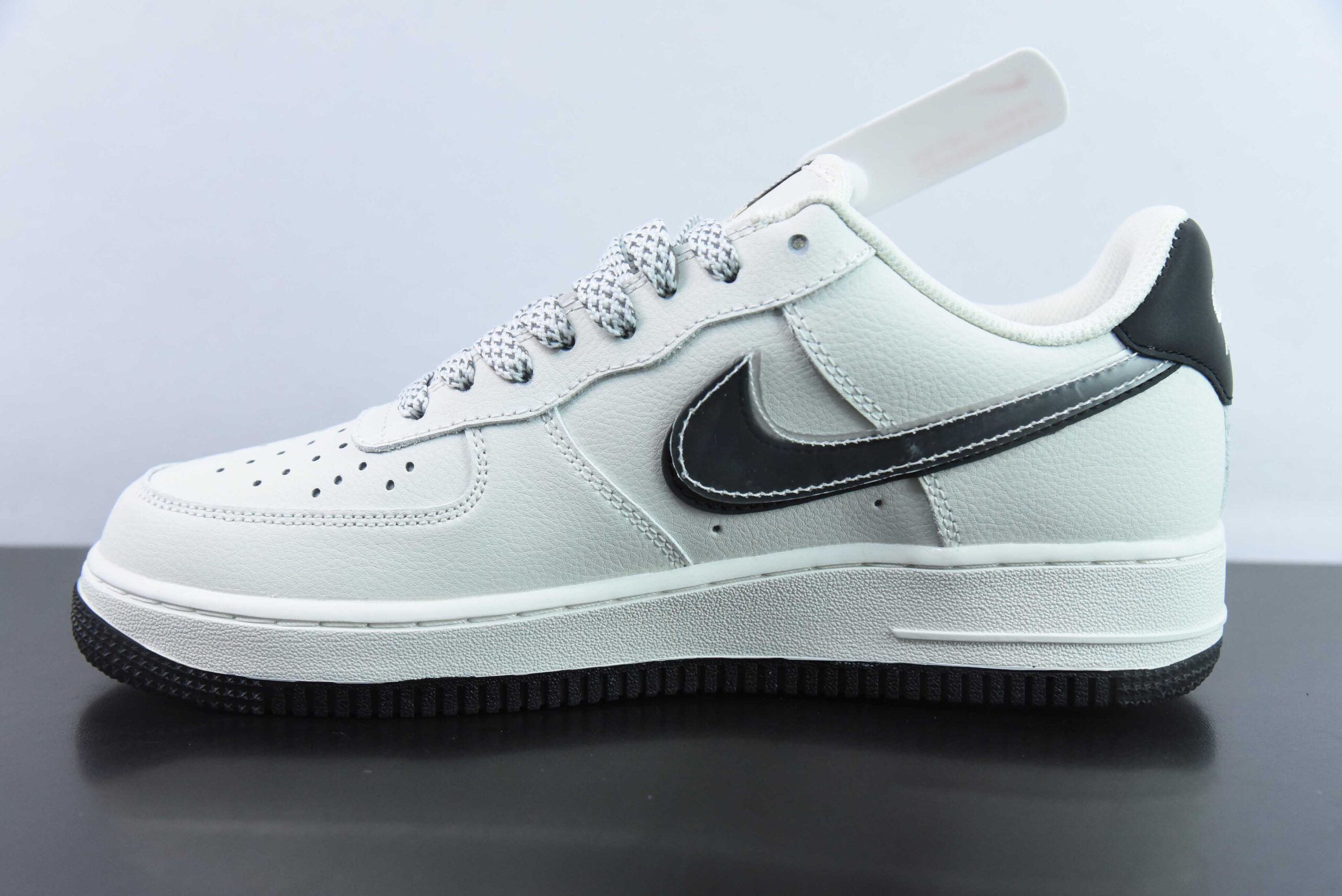 耐克Nike Air Force 1'07 Low ACW联名定制款米白黑叠勾空军一号低帮休闲板鞋纯原版本 货号：AC-639822