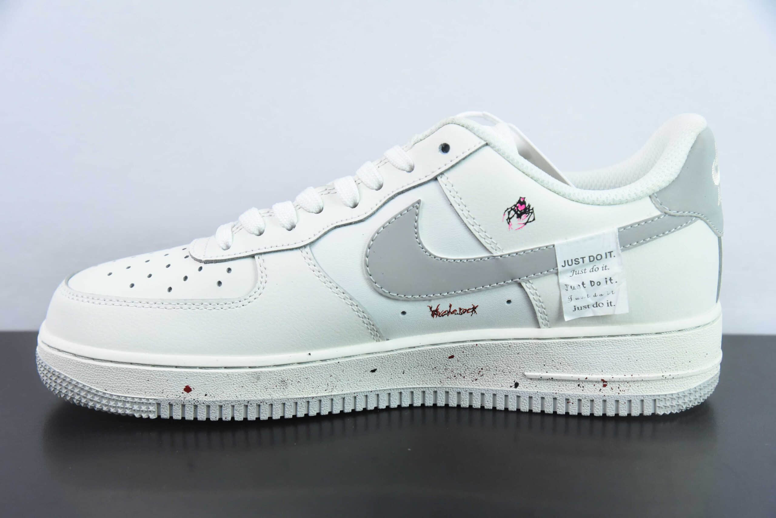 耐克Nike Air Force 1'07 Low Mercury Spider 万圣节主题水银蜘蛛空军一号低帮休闲板鞋纯原版本 货号：FB1893-333 