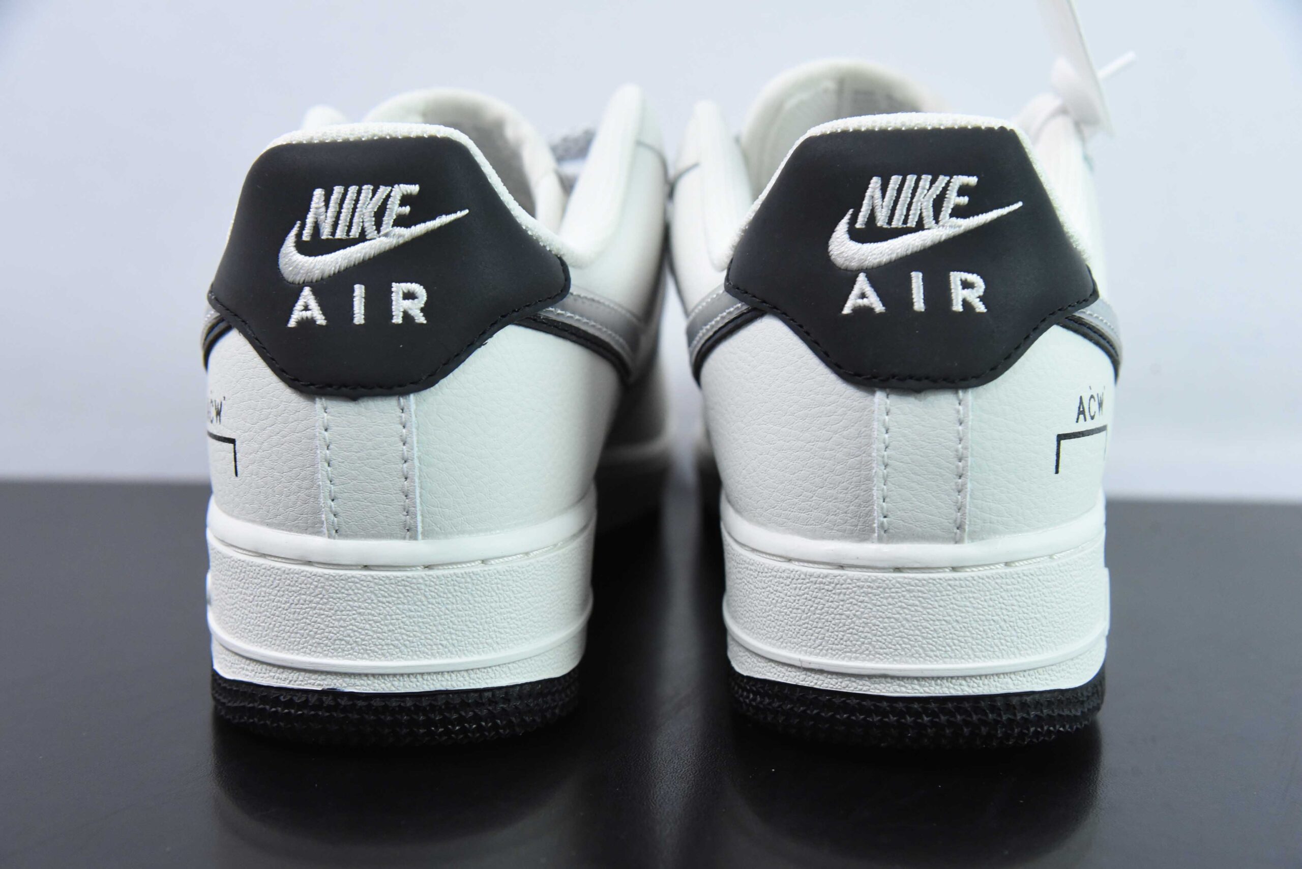 耐克Nike Air Force 1'07 Low ACW联名定制款米白黑叠勾空军一号低帮休闲板鞋纯原版本 货号：AC-639822