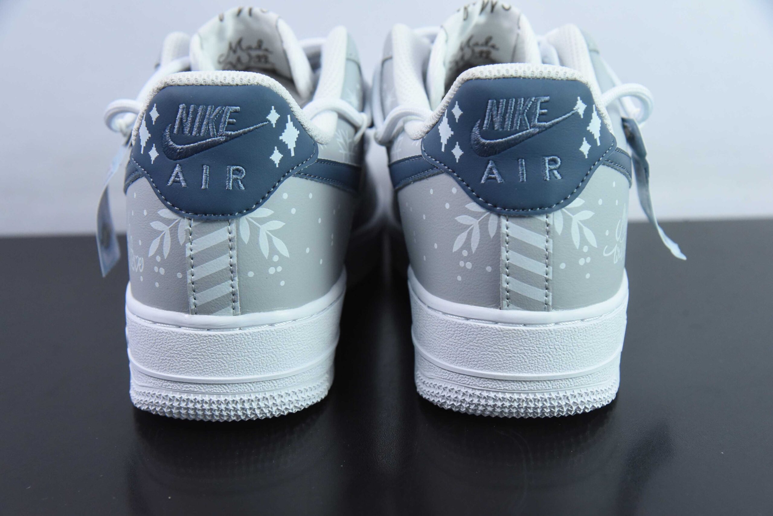 耐克Nike Air Force 1'07 Low 冰雪奇缘喷绘空军一号绑带低帮休闲板鞋纯原版本 货号：ZH0316-035