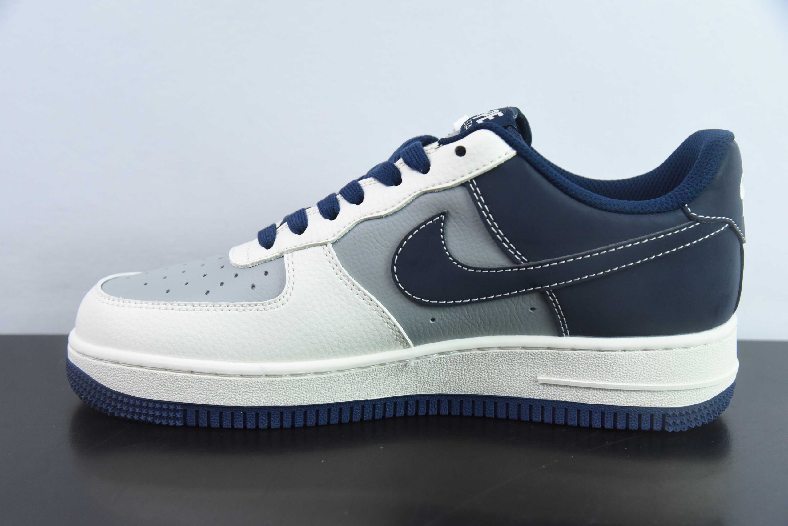 耐克NIke Air Force 1 '07 Low “Bape联名深蓝米灰”空军一号低帮休闲板鞋纯原版本 货号：BB6566-206