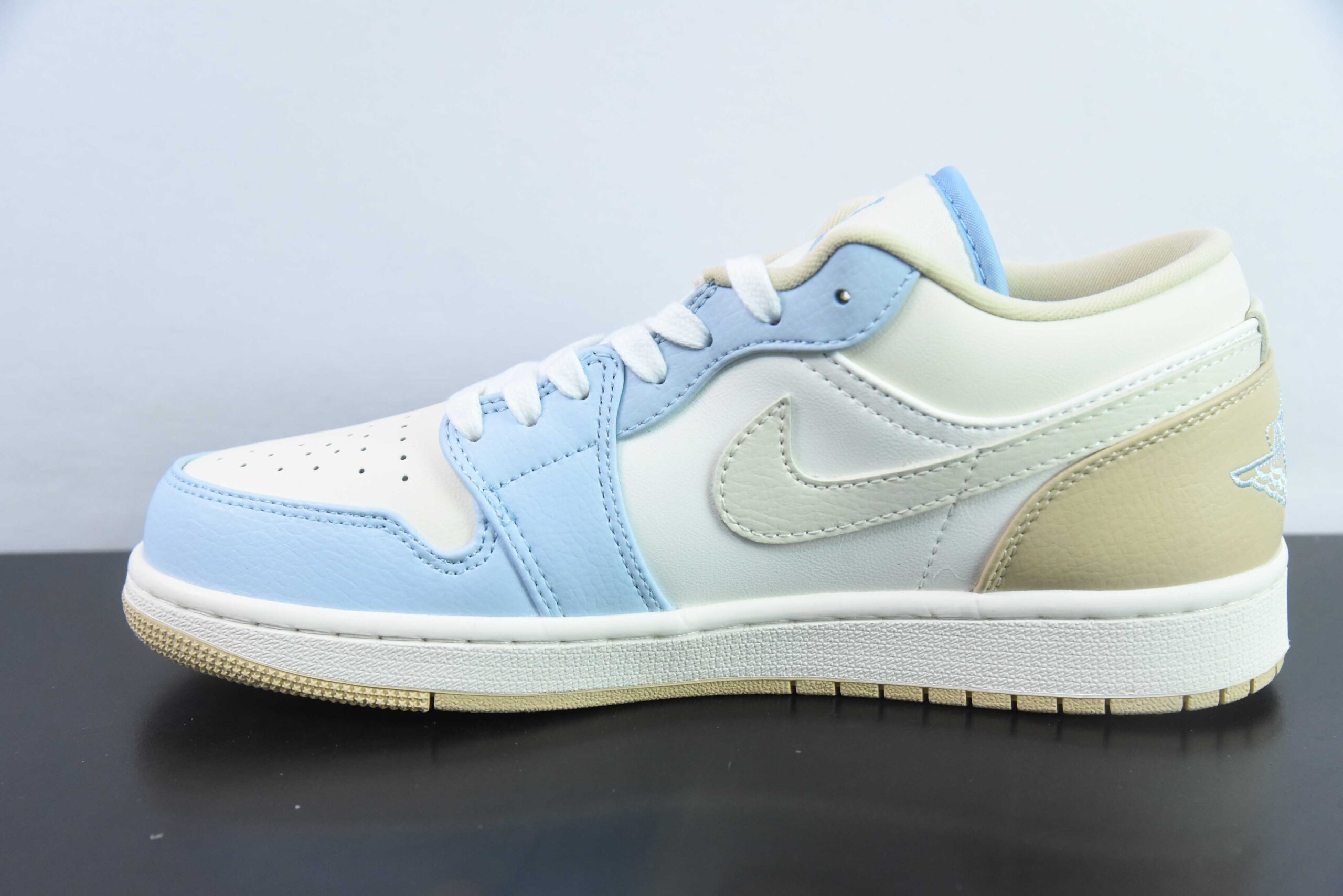 乔丹Air Jordan 1 Low OG AJ1 乔1米白蓝棕低帮文化篮球鞋纯原版本 货号：HQ4186-111