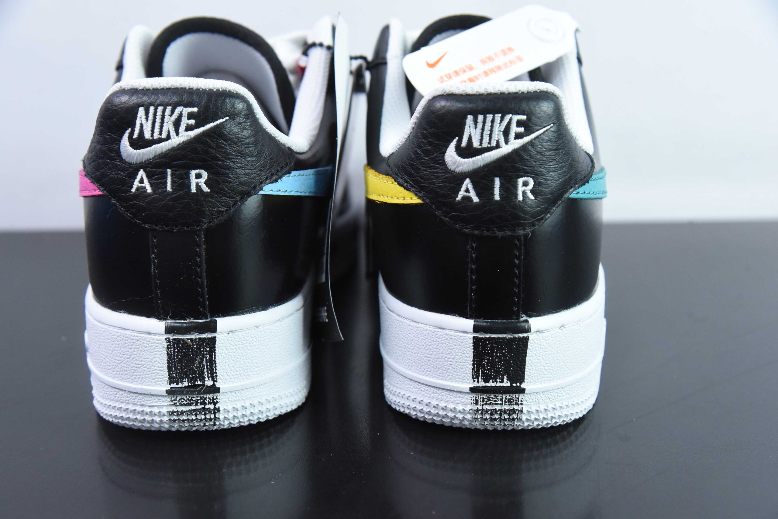 耐克Nike PEACEMINUSONE x NK Air Force 1 Para-Noise 3.0 权志龙联名鸳鸯涂鸦空军一号低帮休闲板鞋纯原版本 货号：AQ3692-004 