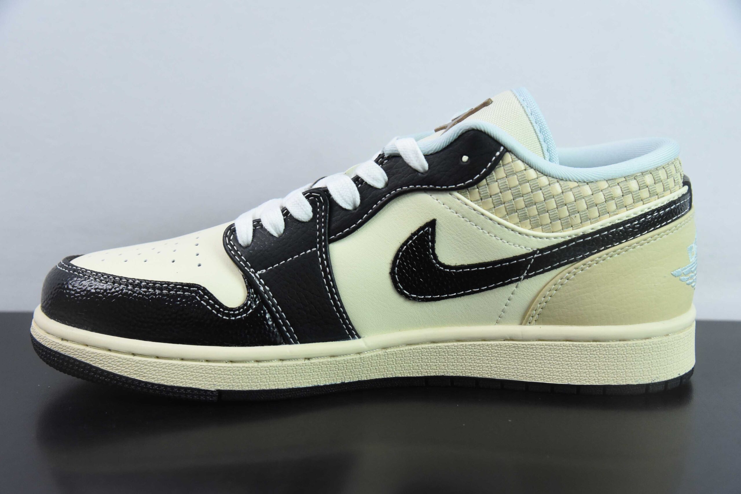 乔丹Air Jordan 1 Low ”Coconut Milk Black“ AJ1 乔1海岛风情低帮文化篮球鞋纯原版本 货号：HQ3437-101 