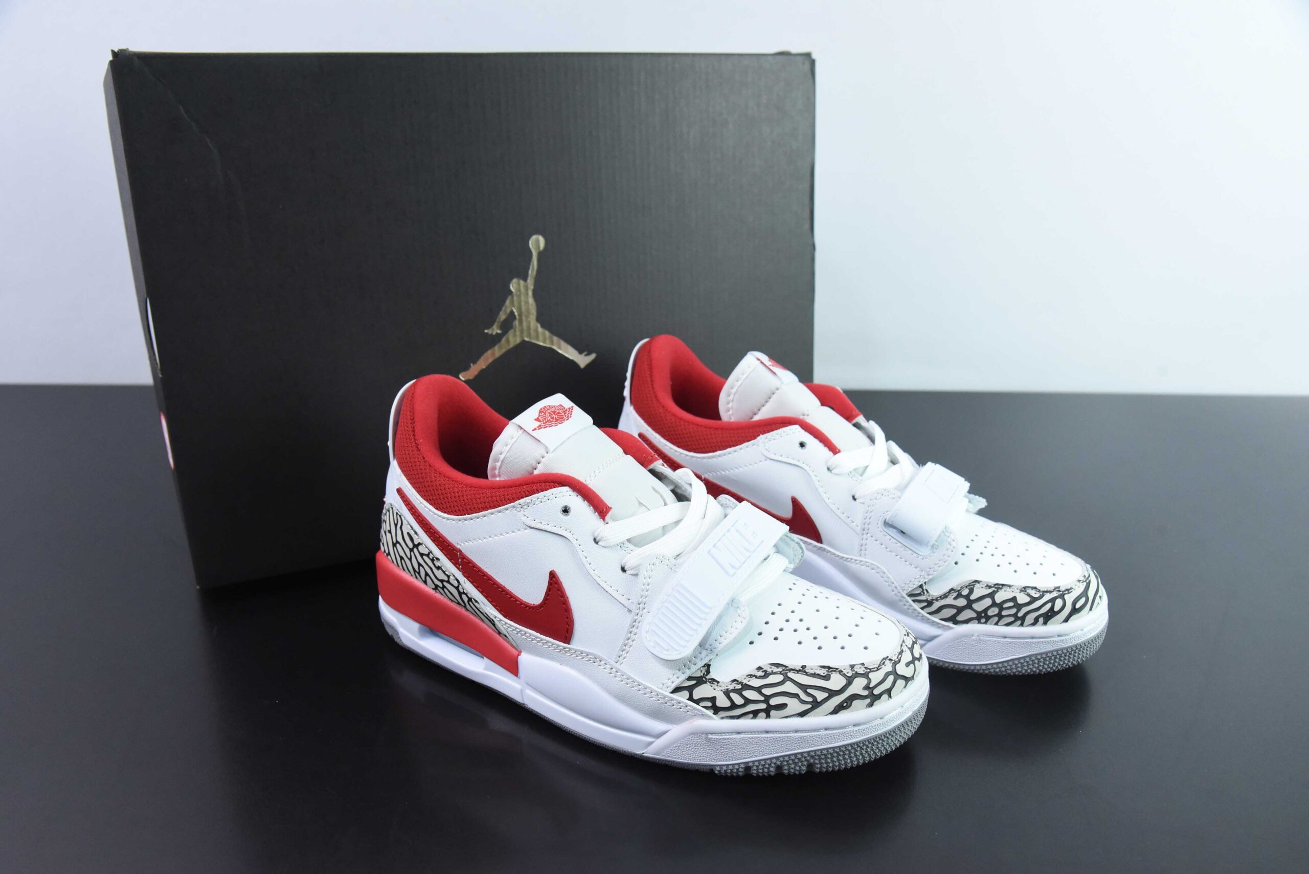 乔丹Air Jordan Legacy 312 Low全新配色白红低帮复古文化篮球鞋纯原版本 货号：FQ7827-106