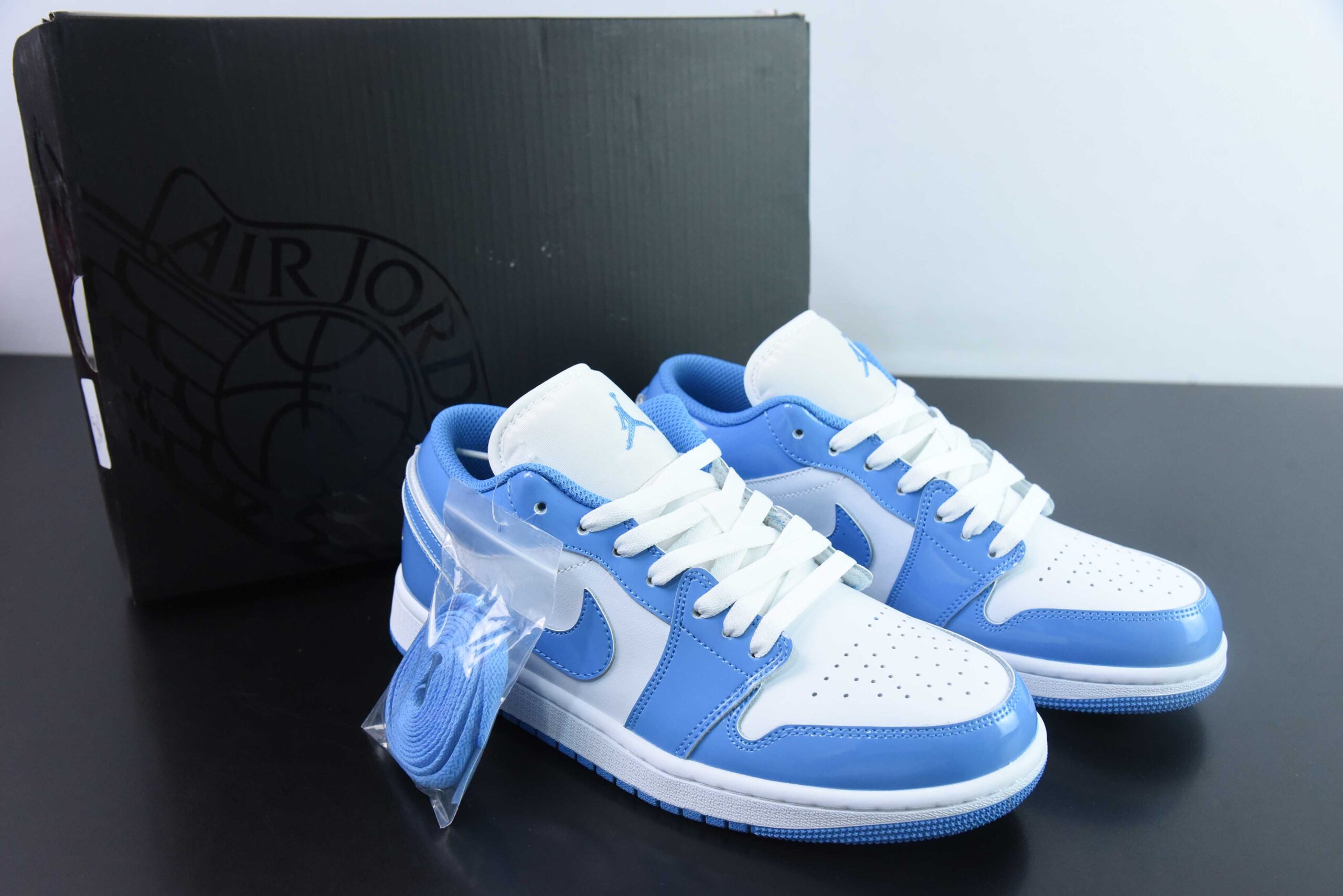 乔丹Air Jordan 1 Low AJ1乔1漆皮蓝文化低帮休闲板鞋纯原版本 货号：FZ2138-114 