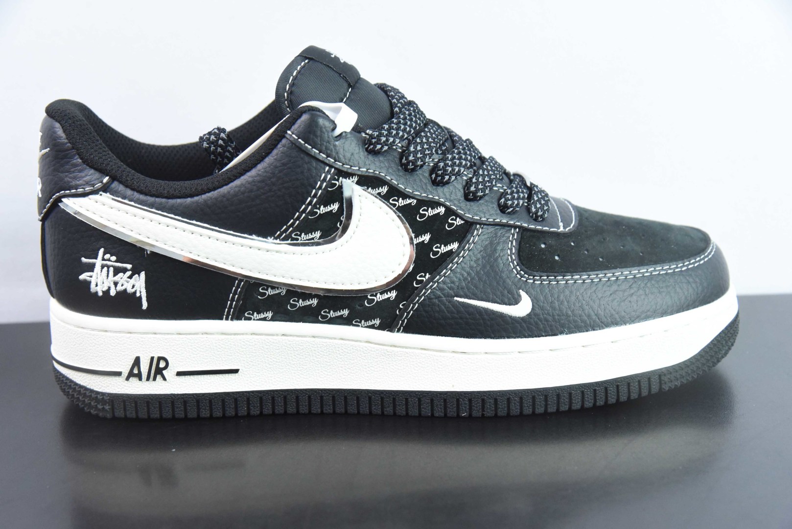 耐克Nike Air Force 1'07 Low 斯图西联名全黑英文logo空军一号低帮休闲板鞋纯原版本 货号：XZ6188-311