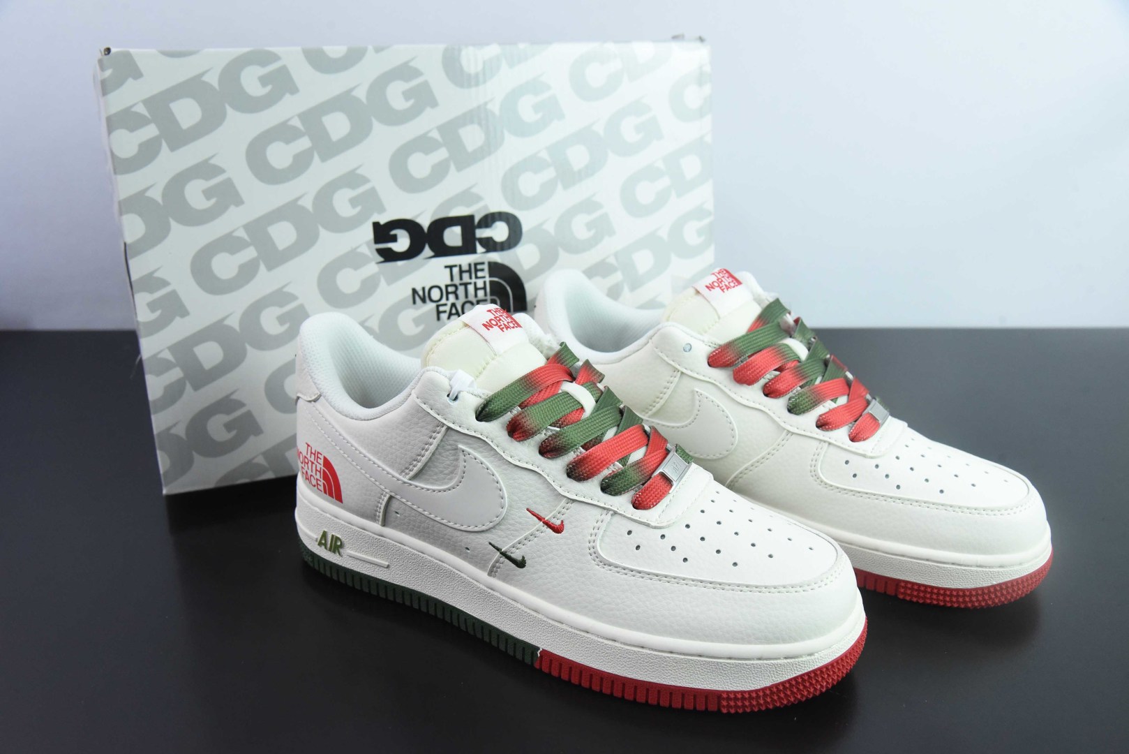 耐克Nike Air Force 1 AF1白红绿北面印花定制版空军一号低帮休闲板鞋纯原版本 货号：XZ6188-011 