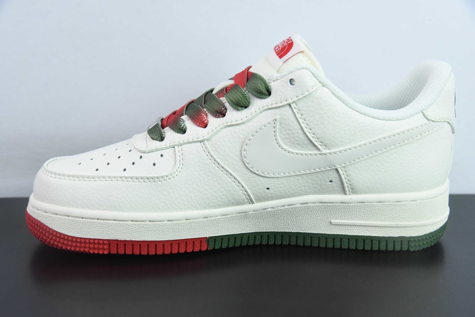 耐克Nike Air Force 1 AF1白红绿北面印花定制版空军一号低帮休闲板鞋纯原版本 货号：XZ6188-011 