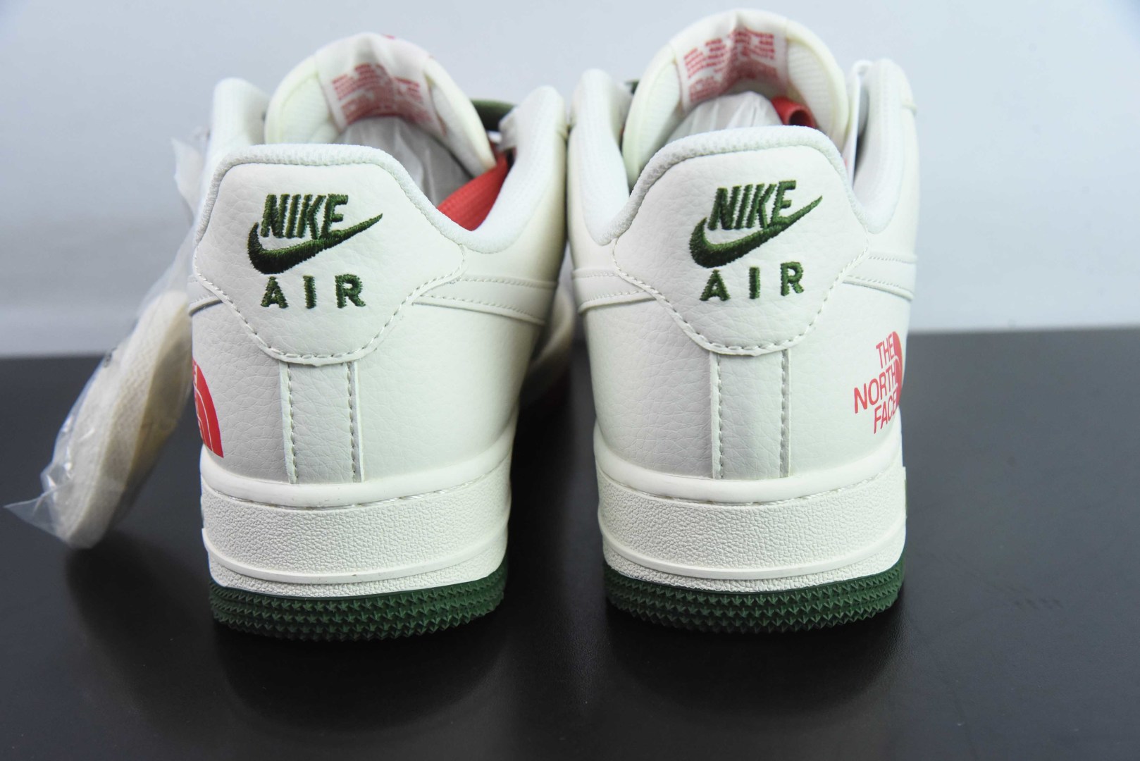 耐克Nike Air Force 1 AF1白红绿北面印花定制版空军一号低帮休闲板鞋纯原版本 货号：XZ6188-011 