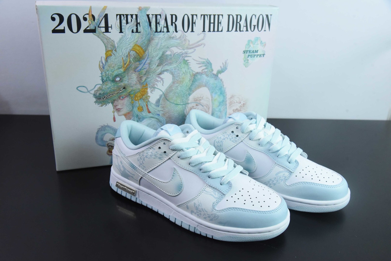 耐克Nike Dunk SB Low Glacier Blue龙年限定御龙青花白蓝新中式低帮休闲板鞋纯原版本 货号：DV0833-104 