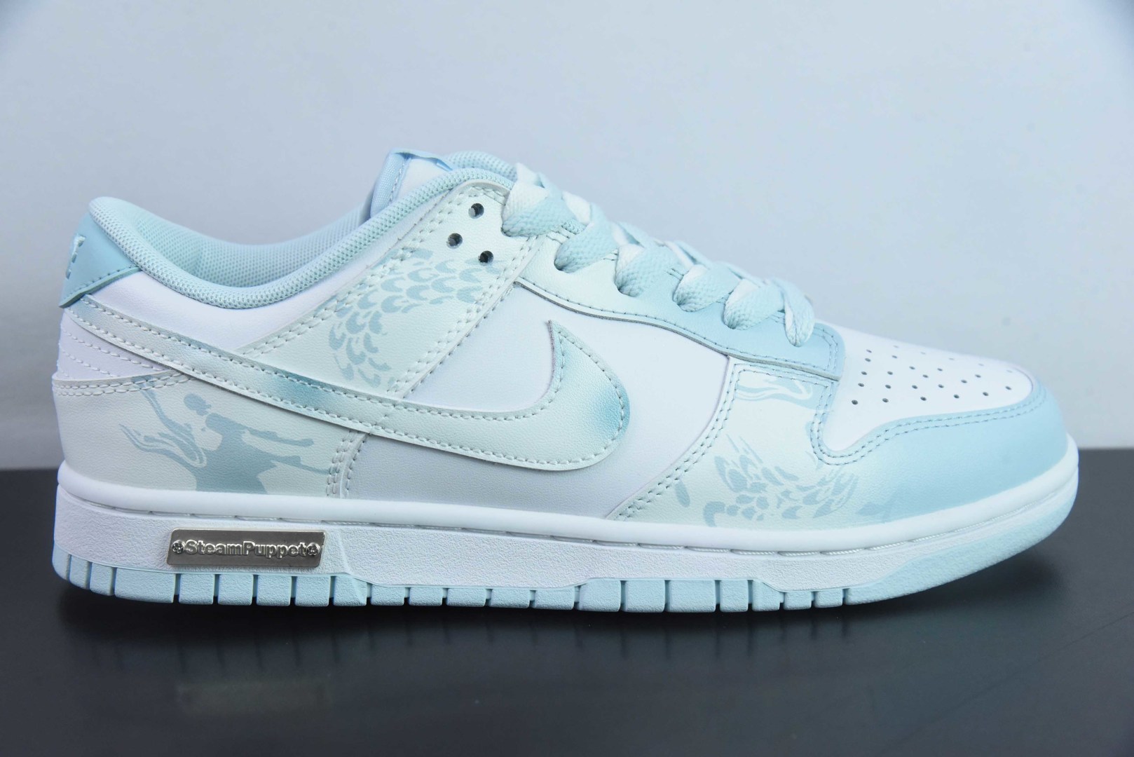 耐克Nike Dunk SB Low Glacier Blue龙年限定御龙青花白蓝新中式低帮休闲板鞋纯原版本 货号：DV0833-104 