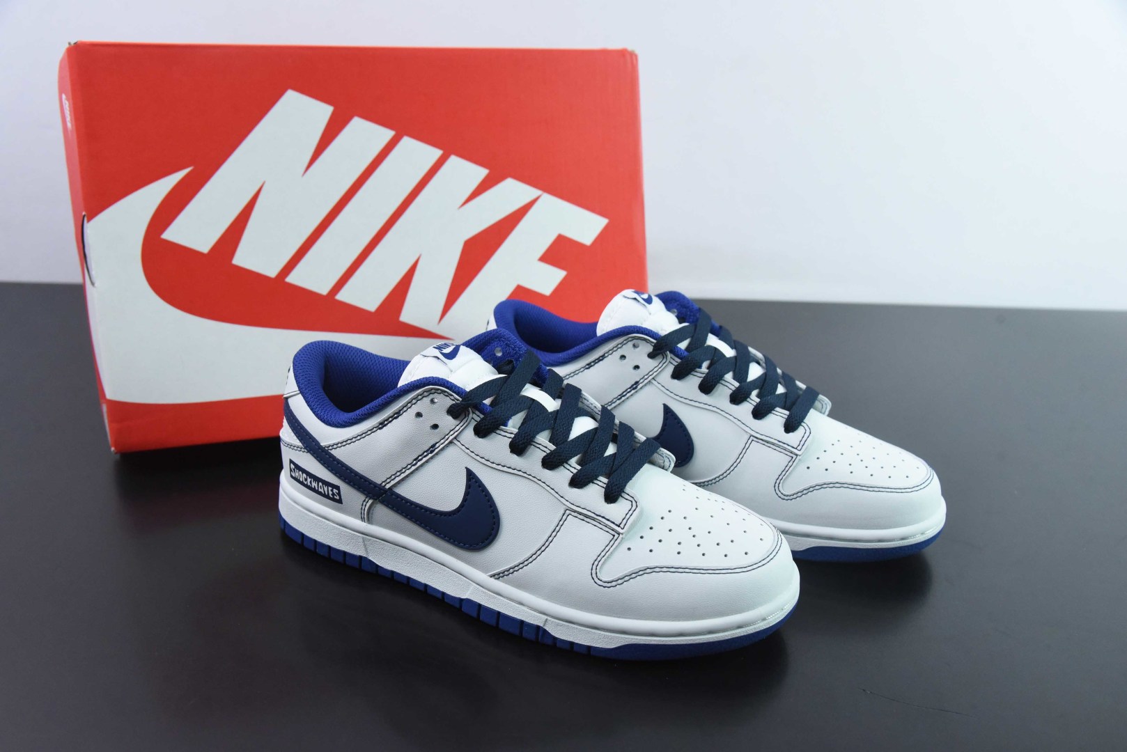 耐克Nike Dunk Low 高街简约线条蓝熊猫复古SB低帮休闲板鞋纯原版本 货号：DD1503-119 