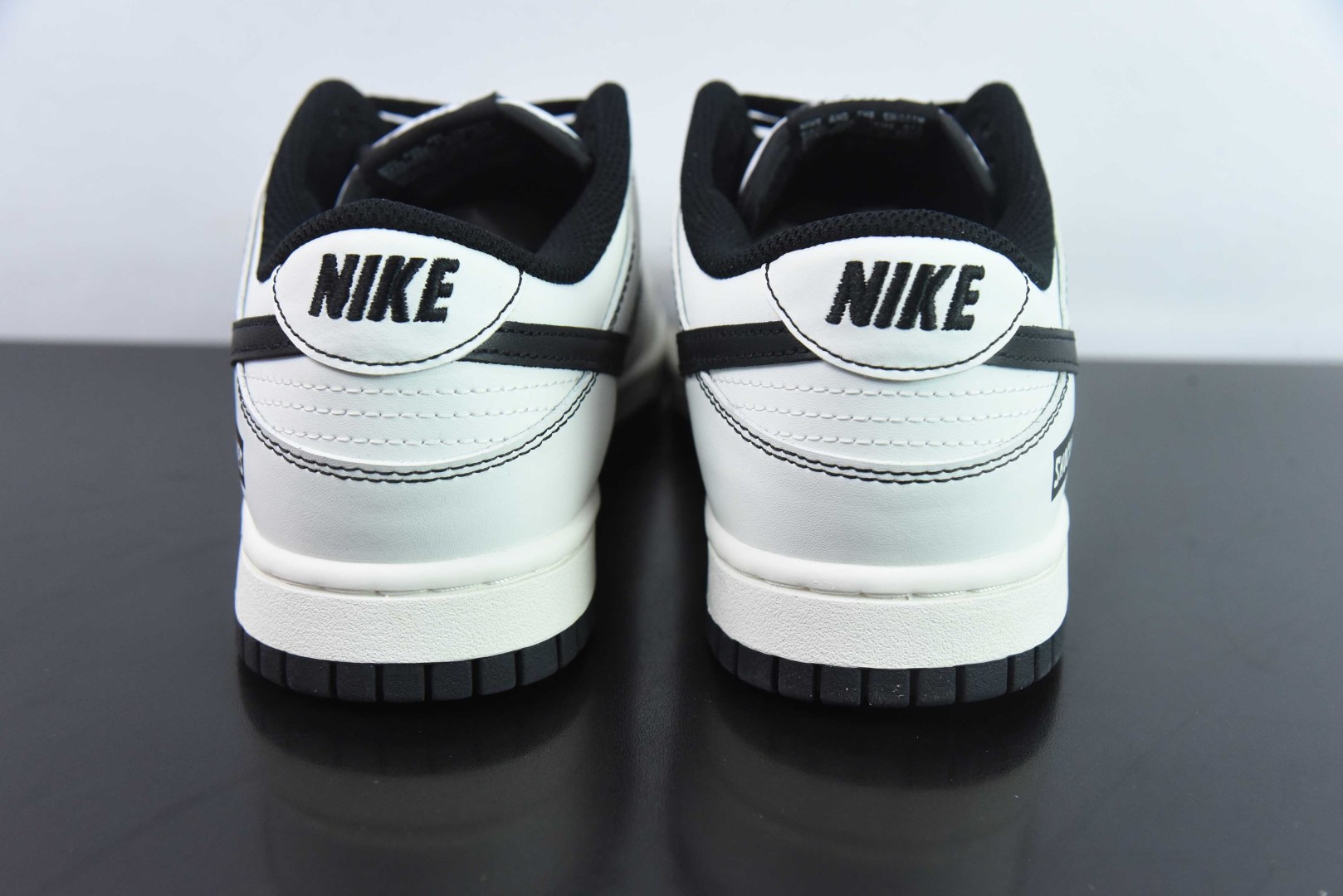 耐克Nike Dunk Low Panda 线条黑白熊猫氧化做旧高街潮流复古SB低帮休闲板鞋纯原版本 货号：DD1391-100