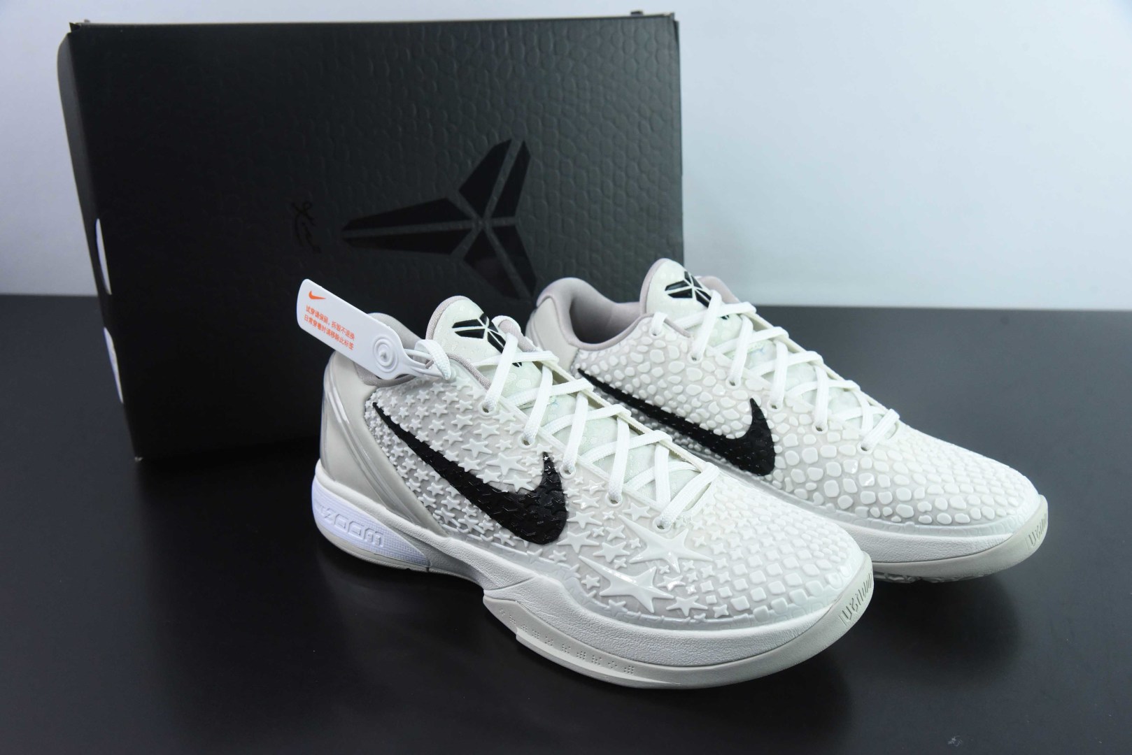 科比KOBE Nike Zoom Kobe 6 Protro “All-Star 2.0” 全明星白蛇科比6代低帮实战篮球鞋纯原版本 货号：FQ3546-100