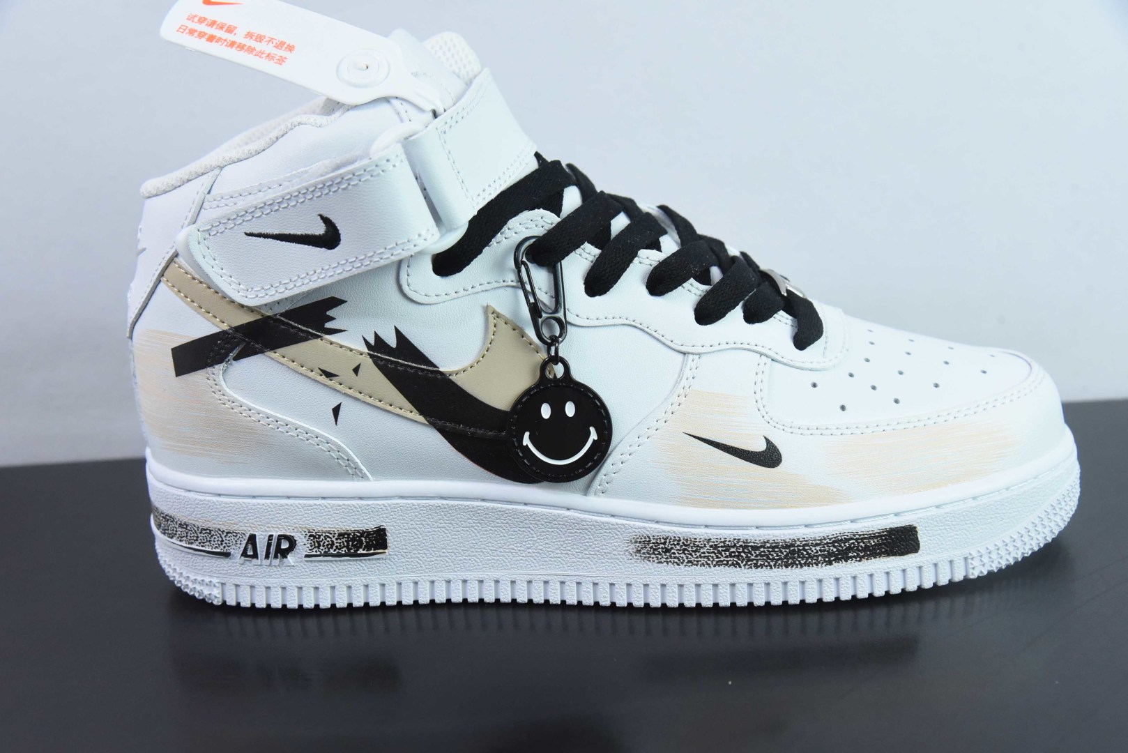 耐克Nike Air Force 1'07 Mid 断勾喷绘二次元主题空军一号中帮休闲板鞋纯原版本 货号：ZH0316-058 