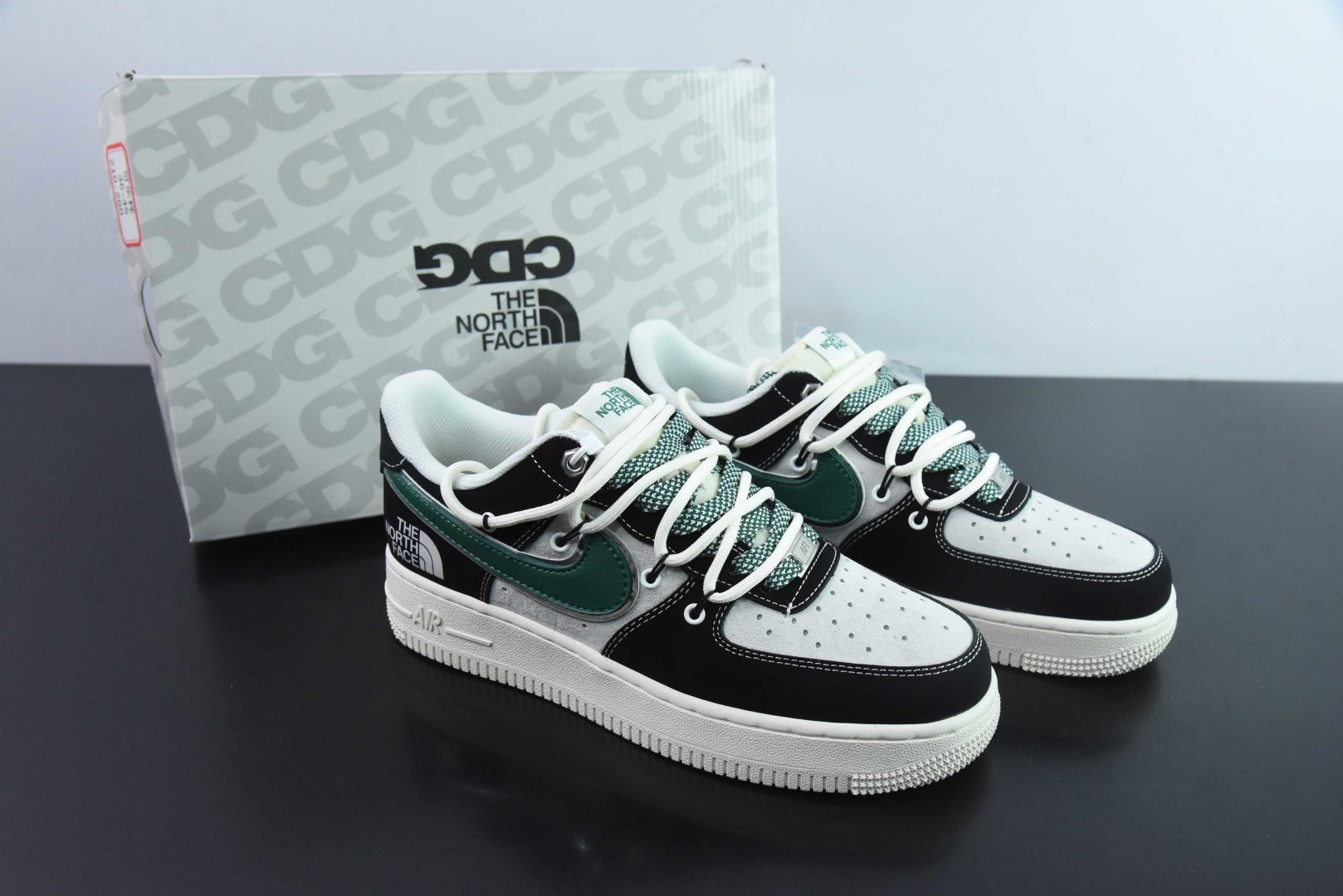 耐克Nike Air Force 1'07 Low 北面联名黑绿抽绳空军一号低帮休闲板鞋纯原版本 货号：SJ1198-110 