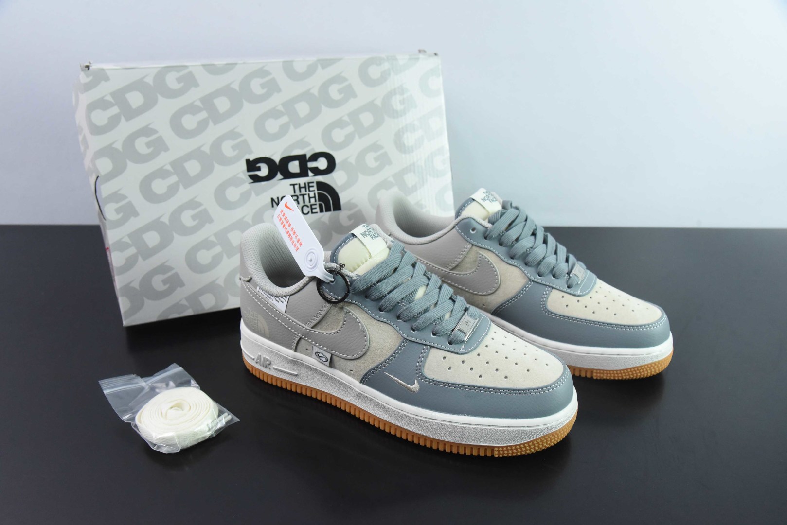 耐克Nike Air Force 1'07 Low 北面联名灰蓝生胶空军一号低帮休闲板鞋纯原版本 货号：DM6688-022