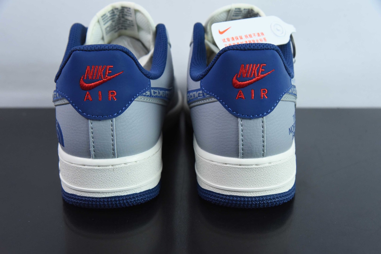 耐克NIke Air Force 1 '07 Low “北面联名CDG白蓝双勾”空军一号低帮休闲板鞋纯原版本 货号：DM6688-019